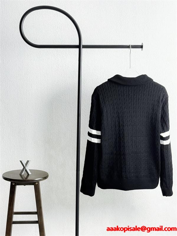 着こなし 2025年秋冬 モンクレール MONCLER 防寒性も抜群 ダウンジャケット メンズブランド コピー 激安(日本最大級)