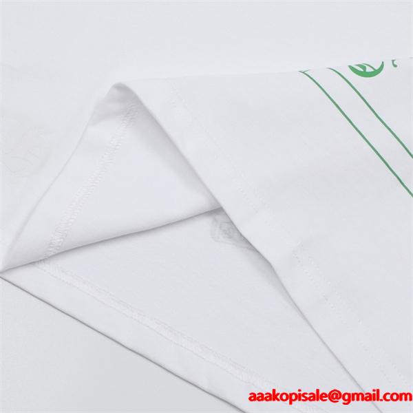 クロムハーツ 偽物 フレッシュ グラフィカル 長袖Tシャツ Aoyamaロゴプリント CHROME HEARTS