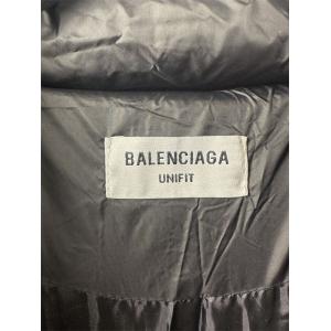 BALENCIAGA 偽物 ダウンジャケット ブラック シンプルロゴ 防寒 厚手 アウター 高品質 N級品 バレンシアガ