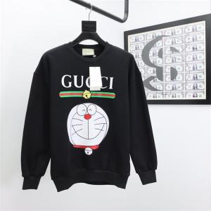 GUCCI スーパーコピー 話題の ドラえもんコラボ プリント スウェット トレーナー ブラック 売れ筋 グッチ