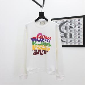 グッチ コピー 新作 レインボーロゴ グラデーション スウェット トレーナー ホワイト 入手困難 GUCCI