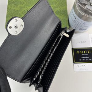 GUCCI スーパーコピー 長財布 高品質 ブラックレザー GGロゴ付き 上品 エレガント グッチ