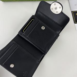 GUCCI スーパーコピー 三つ折り財布 シンプルデザイン ブラックレザー GGロゴ 高品質N級品 グッチ