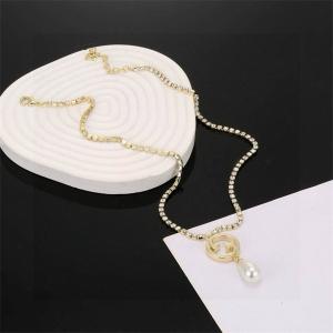 GUCCI 偽物 ネックレス GGロゴ パールチャーム ゴールドチェーン 上品 エレガント グッチ
