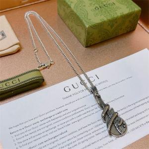 GUCCI コピー ネックレス ブラックエナメル GGモノグラム 上品 高級 シック 売れ筋 グッチ