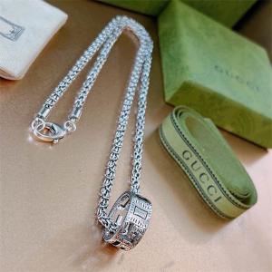 GUCCI コピー ネックレス シルバー ラムヘッド モチーフ 個性 高級 重厚 おすすめ グッチ