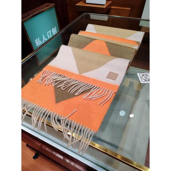 ロエベ スーパーコピー カラー ブロック デザイン ウール ブレンド モダン シック マフラー おすすめ LOEWE