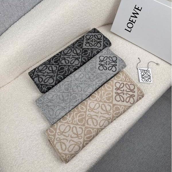 LOEWE スーパーコピー アナグラム ジャカード ウール ブレンド ソフト ラグジュアリー ベーシック マフラー ロエベ