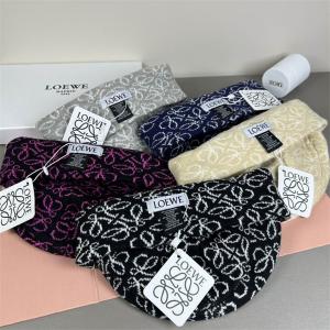 LOEWE 偽物 アナグラム ジャカード パターン ウール ブレンド クラシック ベレー スタイリッシュ ニット帽 ロエベ