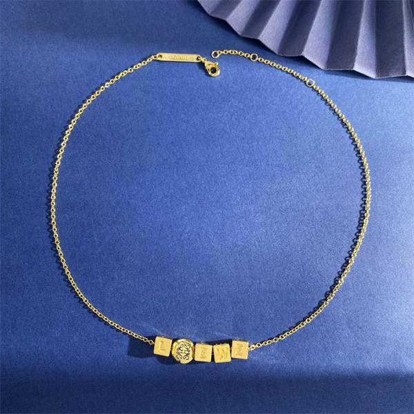 ロエベ LOEWE スーパーコピー ネックレス 新作キューブロゴ ゴールドチェーン 高品質ジュエリー