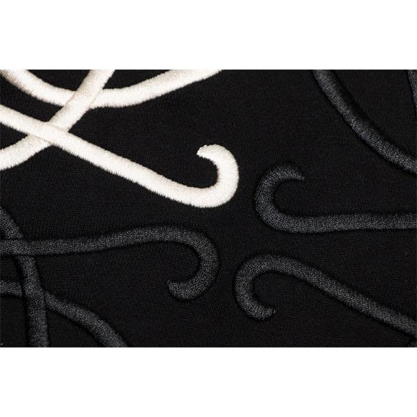 ロエベ LOEWE スーパーコピー パーカー ブラックロゴ刺繍デザイン 上品カジュアルスタイル