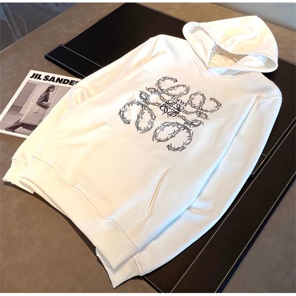 ロエベ LOEWE コピー パーカー ホワイトロゴプリント トレンド感ある上品カジュアル