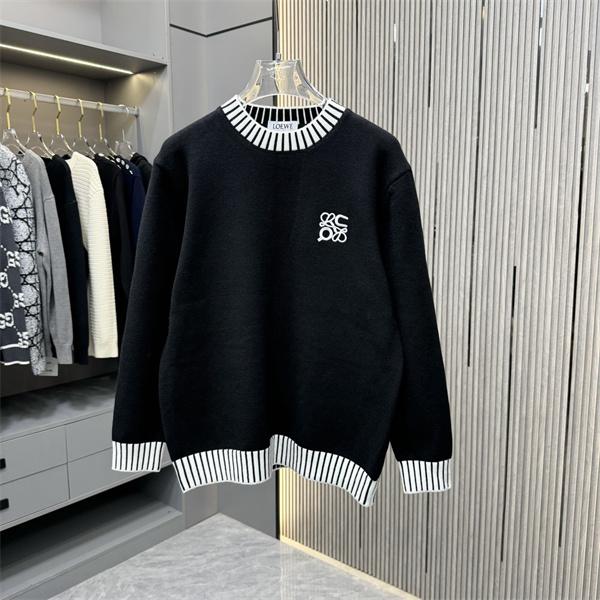 ロエベ LOEWE スーパーコピー ニット ブラックボーダーリブ 秋冬のモード感漂う定番トップス