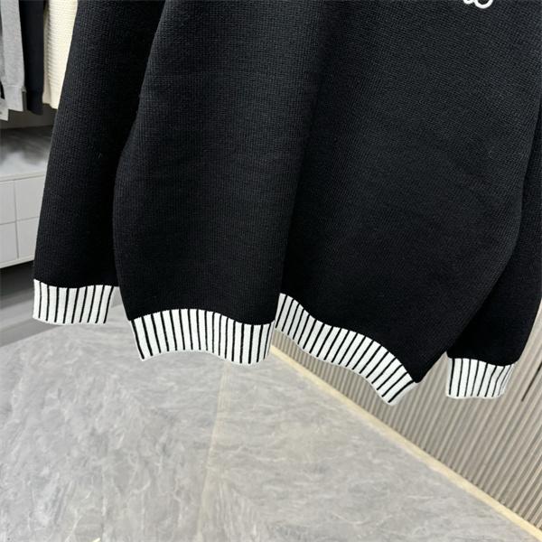ロエベ LOEWE スーパーコピー ニット ブラックボーダーリブ 秋冬のモード感漂う定番トップス