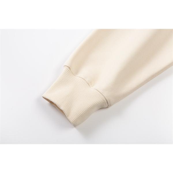 LOEWE コピー パーカー ロエベ ブラックポケットデザイン 秋冬の上品な防寒トップス