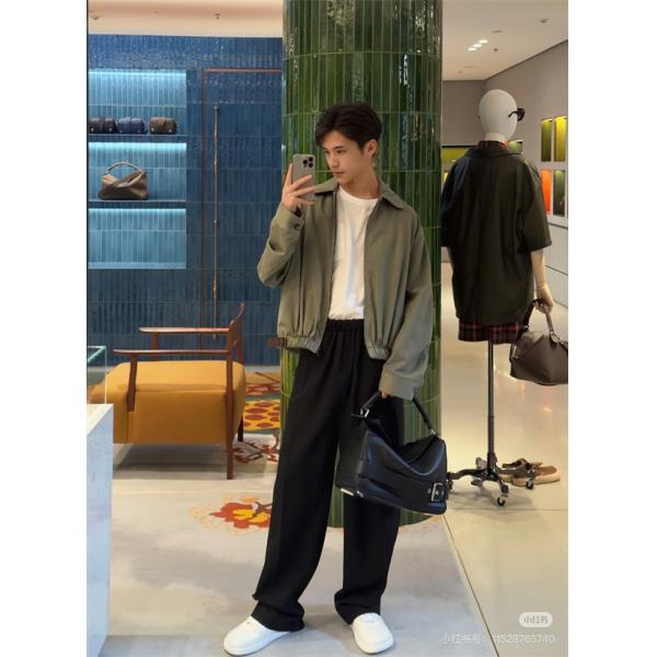 シンプル 2025秋冬 LOEWE 偽物 ジャケット ロエベ カーキカラー 上品なカジュアルスタイル