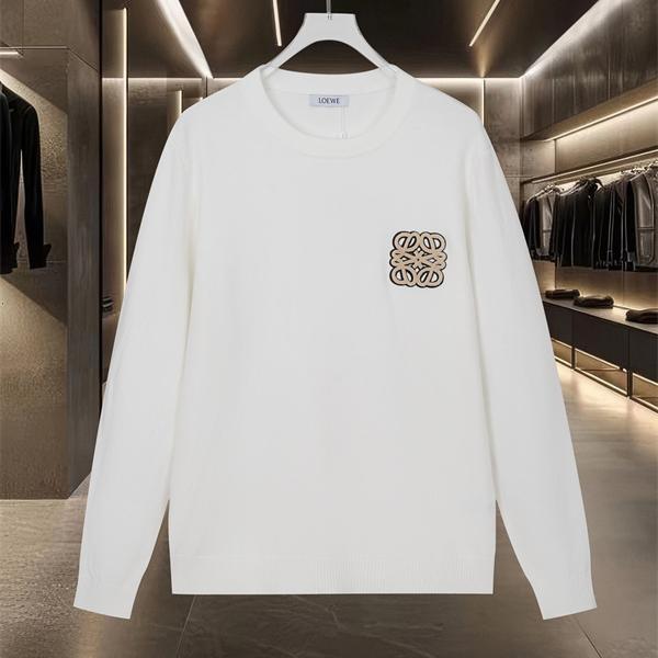 LOEWE ロエベ コピー セーター ホワイトロゴ刺繍 シンプルで上質な秋冬ニット 着心地抜群