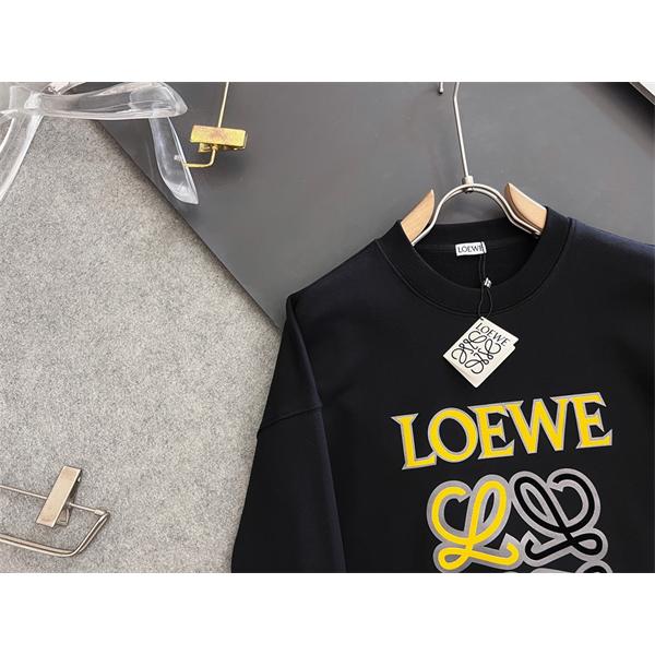 LOEWE ロエベ コピー スウェット ホワイトロゴ刺繍デザイン 柔らかく上品で秋冬定番トップス