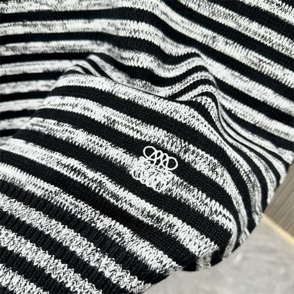 2025秋冬限定 ロエベ LOEWE 偽物 ニット セーター ボーダーデザイン シックで大人っぽく洗練された