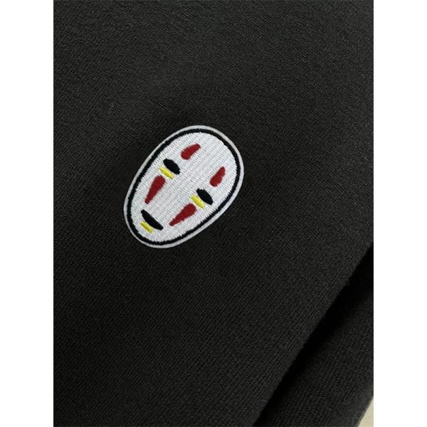 LOEWE スーパーコピー タートルネックセーター モノグラムエンブレム刺繍 高品質素材のエレガント