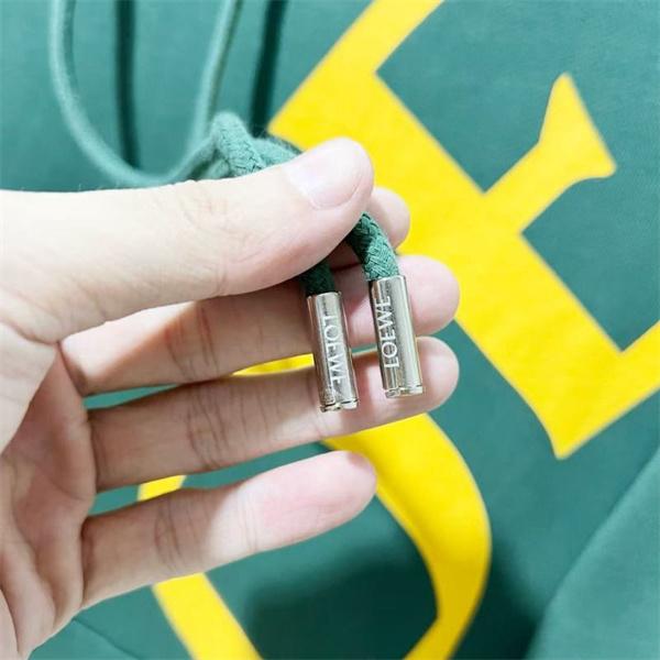 ビッグロゴ パーカー ロエベ LOEWE スーパーコピー 2025秋冬定番 モダンなストリートスタイルを演出