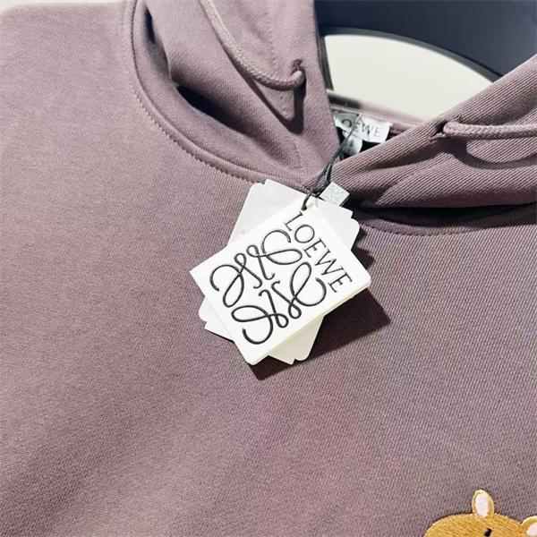 秋冬らしい暖かみ ベア刺繍 パーカー ロエベ LOEWE コピー 可愛さと上品さを兼ね備えた逸品