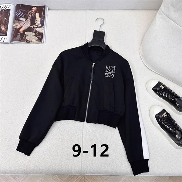 ロエベ LOEWE 偽物 ジップアップ ショートブルゾン 秋冬限定 モード感漂う上品な一枚