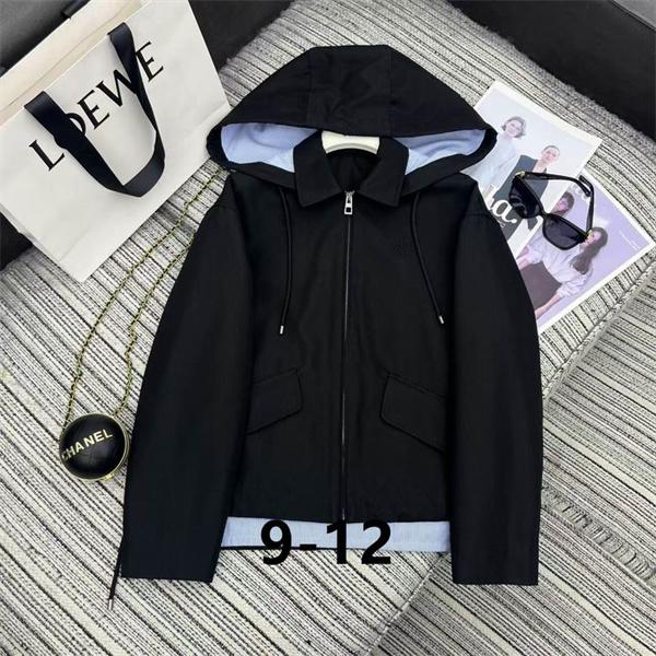 秋冬限定 ロエベ LOEWE スーパーコピー フード付き ジャケット カジュアルで上品なデザイン