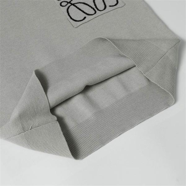 秋冬定番 ロエベ LOEWE 偽物 アナグラム ポケットセーター シンプルで上質な装いに