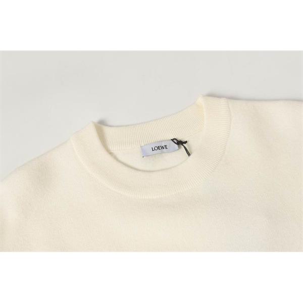 秋冬新作 偽物 ポケット付き ロングTシャツ シンプルで上品なデザイン ロエベ LOEWE 