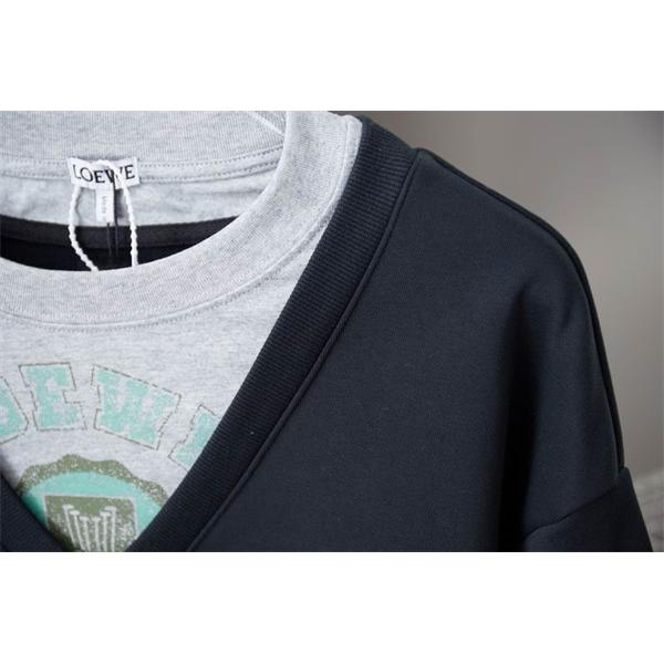 秋冬コーデ ロエベ コピー Vネック レイヤード風 パーカー 上品カジュアル LOEWE