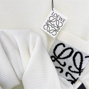 上質な肌触りで人気沸騰 ポケットアナグラムニット LOEWE ロエベ 偽物 2025秋冬トレンド
