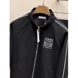 即完売必至 上質ラインジャージセットアップ LOEWE ロエベ コピー 2025秋冬コレクション