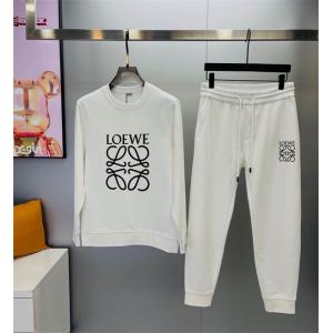 洗練された大人の白 LOEWE ロエベ コピー スウェットセットアップ 2025秋冬新作トレンド