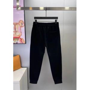 洗練された大人の白 LOEWE ロエベ コピー スウェットセットアップ 2025秋冬新作トレンド