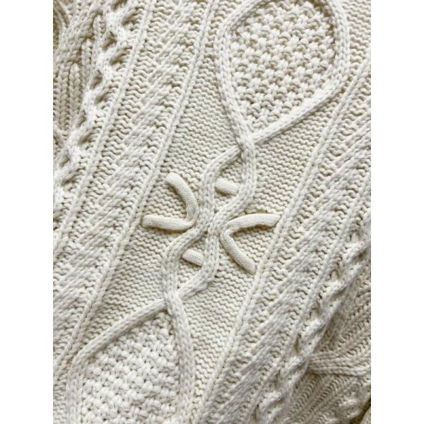 エレガントアイボリー セリーヌ スーパーコピー CELINE 2025秋冬 ケーブルニット セーター