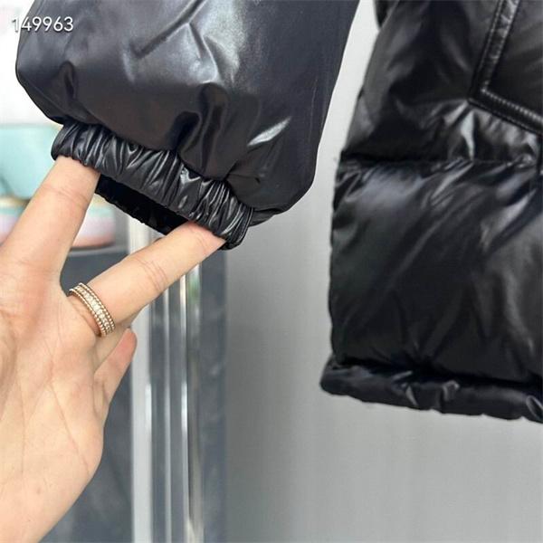 セリーヌ CELINE スーパーコピー 2025秋冬新作 ホワイト＆ブラック フーディ付き ダウンジャケット