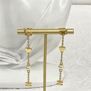 可憐でロマンティックな セリーヌ CELINE コピー 2025秋冬新作 ハート＆パール チェーン ピアス