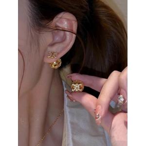 クラシカルで豪華な印象 セリーヌ CELINE 偽物 2025秋冬新作 トリオンフ×フィロリグリー ピアス