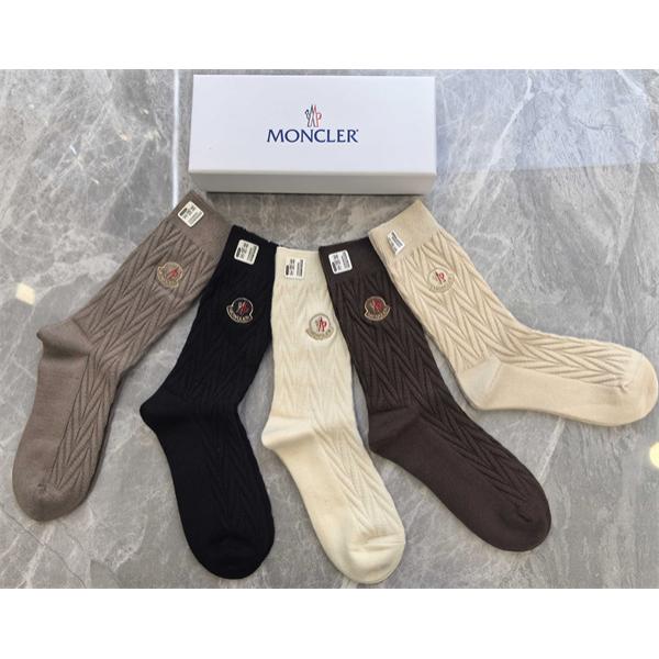 2025秋冬人気品モンクレール靴下コピーMonclerの優しい肌触りが良いセレブ愛用の防寒ブランド コピー 激安(日本最大級)