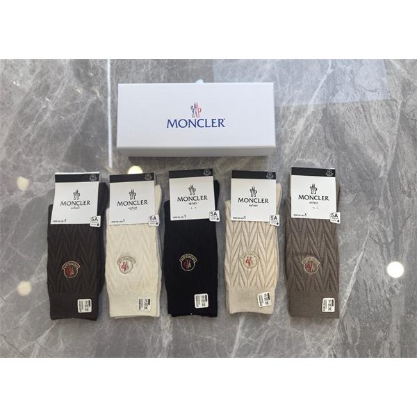 2025秋冬人気品モンクレール靴下コピーMonclerの優しい肌触りが良いセレブ愛用の防寒ブランド コピー 激安(日本最大級)
