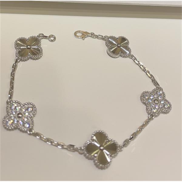 VCAブレスレットスーパーコピー激安ヴァン クリーフアンドアーペルアクセサリー人気通販ショッピング