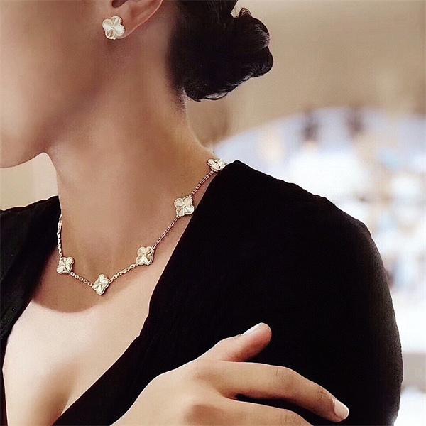 2025上品VCAネックレスコピーゴールド色ヴァン クリーフアンドアーペル入手困難アイテム通販ショッピング