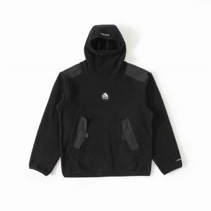 落ち着いた秋冬の雰囲気に演出  Supreme ジャケットコ...