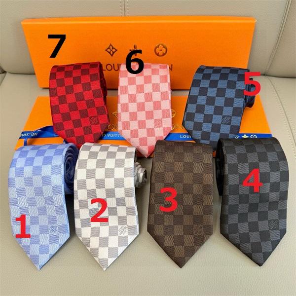2025秋冬におすすめ着こなしルイ ヴィトン LOUIS VUITTON ネクタイ _ブランド コピー 激安(日本最大級)