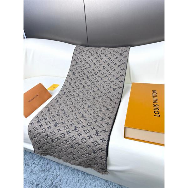 30*180cm秋冬登場 ルイ ヴィトンロングマフラー コピー 2025新品  LOUIS VUITTON__ブランド コピー 激安(日本最大級)