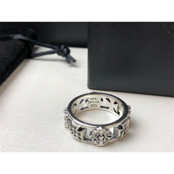 メンズ ステンレス クロムハーツ 指輪コピー クロス十字架モチーフリング 幅広 アレルギー 華奢な指を演出して