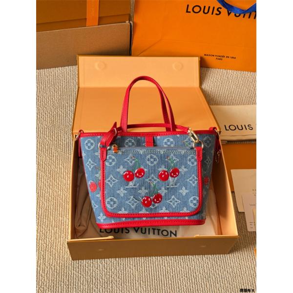 スタイリッシュな印象 2025春夏 ルイ ヴィトン 手持ち&ショルダー掛け_ LOUIS VUITTON_ブランド コピー 激安(日本最大級)