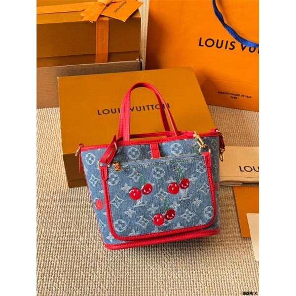 スタイリッシュな印象 2025春夏 ルイ ヴィトン 手持ち&ショルダー掛け_ LOUIS VUITTON_ブランド コピー 激安(日本最大級)