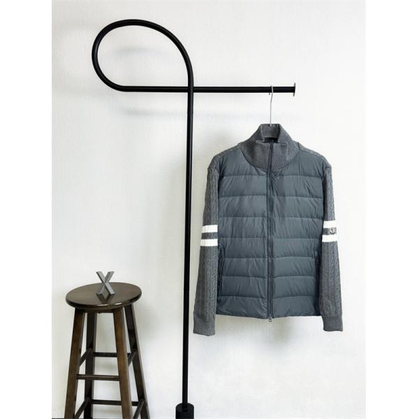 着こなし 2025年秋冬 モンクレール MONCLER 防寒性も抜群 ダウンジャケット メンズブランド コピー 激安(日本最大級)